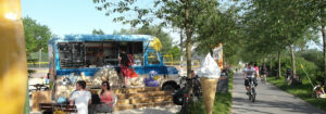 altes Bild vom Citybeach Dresden hinter de rShowboxx wo heute das Hotel steht.
